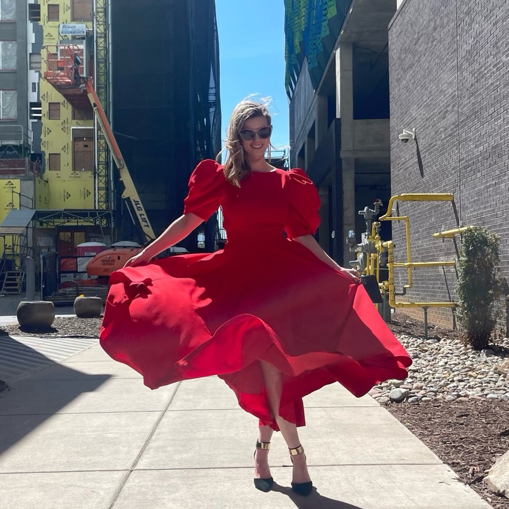 Elagia - Red backless dress
